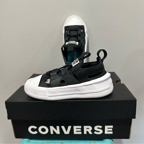 Converse Junior Chuck Taylor All Star Ultra Sandal Slip Black White Size… - Picture 1 of 11